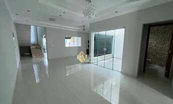 Imagem 2: Bela casa com ótima iluminação e ventilação disponível para locação no Condomínio Ilha das