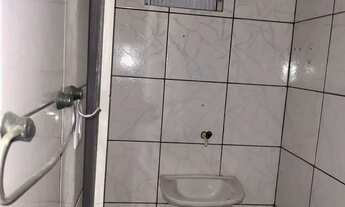 Imagem 5: Casa 650.00 Apartamento com 2 dormitórios