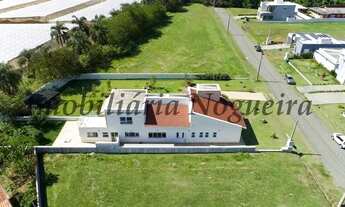 Imagem 3: Ninho Verde 1, excelente casa co 3 suítes, mais de 1.300 m² de terreno, local tranquilo