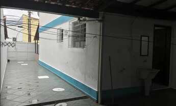 Imagem 2: Casa para venda possui 66 metros quadrados com 2 quartos em Centro - Salesópolis - São Pa