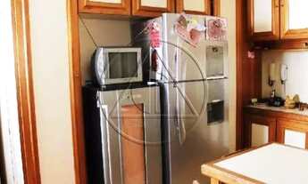 Imagem 7: Cobertura Duplex - 4 Dormitórios (3 suítes) - 350m² Privativos - 3 garagens - Vista Defini