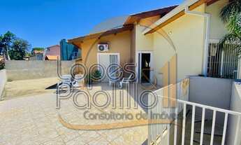 Imagem 3: Ótima casa muito ensolarada e com vista para mata verde!