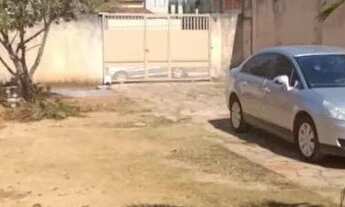 Imagem: ARNIQUEIRA Casa tradicional 3qtos/St, solta