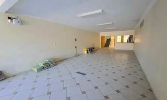 Imagem 3: Sobrado para alugar, 03 quartos, sendo 01 suíte com hidro e closet, 08 vagas, quintal, 250