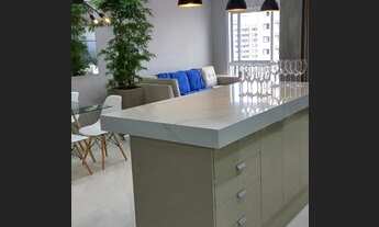 Imagem 2: Apartamento para VENDA TOTALMENTE REFORMADO possui 90 m2, 2 quartos e 1 escritório em Al