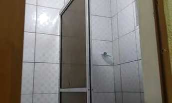 Imagem 6: Aluga se casa com dois quartos com vaga pra garagem