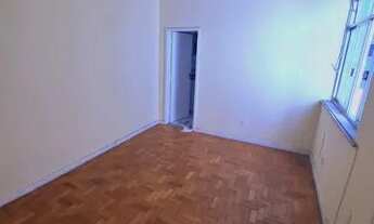 Imagem 6: Apartamento para venda possui 74 metros quadrados com 2 quartos em Glória - Rio de Janeiro