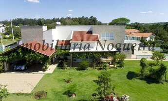 Imagem 2: Ninho Verde 1, excelente casa co 3 suítes, mais de 1.300 m² de terreno, local tranquilo