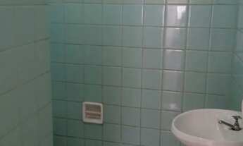 Imagem 8: Alugo apartamento 2/4 com dependência (75m2),rua principal da Sete Portas