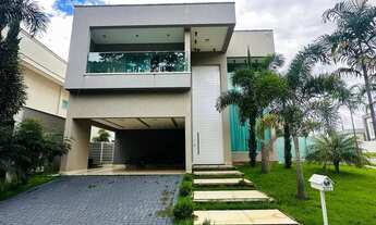 Imagem 2: Sobrado no Condominio do Lago para venda possui 370 metros quadrados com 3 quartos Goiania