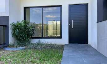 Imagem 4: Sobrado geminado com 3 suítes no João Paulo