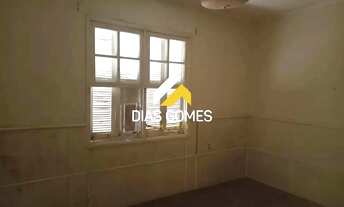 Imagem 7: CENTRO! EXCELENTE CASA, OTIMO PONTO COMERCIAL