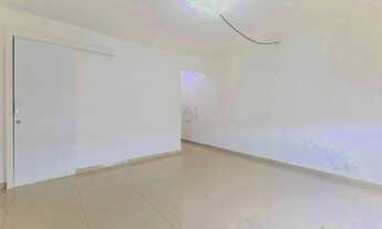 Imagem 2: SQS 407, REFORMADO, VAZADO E BEM ILUMINADO!