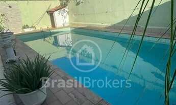 Imagem 2: Casa de Condomínio à venda com 237,00m² e 2 quartos em Anil, Rio de Janeiro - rj