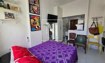 Imagem 6: Conjugado Reformado e Mobiliado em Copacabana