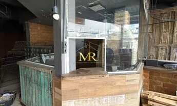 Imagem 2: Loja Comercial para Locação - Freguesia (Jacarepaguá) - 120 m² com Fachada Ampla e Alto Fl