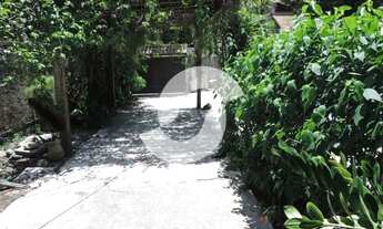 Imagem 3: Imóvel para venda possui 225 metros quadrados com 3 quartos em Serra Grande - Niterói - RJ