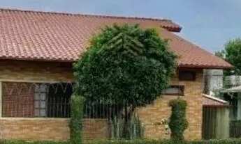 Imagem: Casa com 4 quartos em Florianópolis