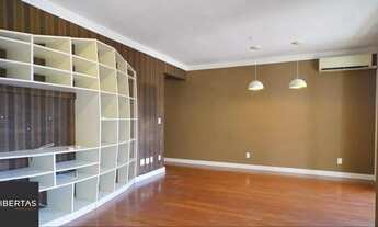 Imagem 2: Apartamento com sacada e churrasqueira, 2 dormitórios, 1 suíte e 1 vaga no bair