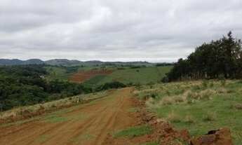 Imagem 3: Lote/Terreno para venda possui 600 metros quadrados em Recanto das Águas - Igaratá - SP