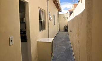 Imagem 2: Térrea para venda tem 80 metros quadrados com 2 quartos