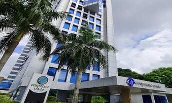 Imagem 1: Sala comercial Ed. Corporate Trade Center - Adrianópolis - 225m² - 06 vagas