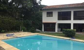 Imagem 3: Casa para venda tem 1300 metros quadrados com 6 quartos em Itaipava - Petrópolis - RJ