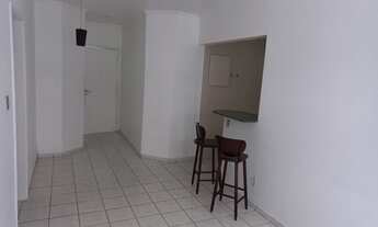 Imagem 2: Apartamento para venda possui 64 metros quadrados com 2 quartos em Jardim Las Palmas - Gua