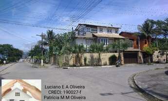 Imagem: Lindo Sobrado à venda na praia no Pontal