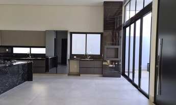 Imagem 3: Condomínio Varanda Sul, Casa Térrea, 3 Suítes, Cozinha Gourmet, Montada de Armários