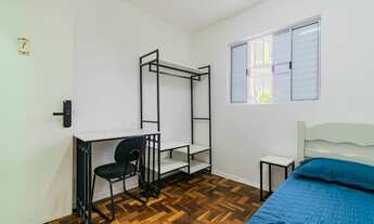 Imagem 6: Quarto mobilado em casa compartilhada