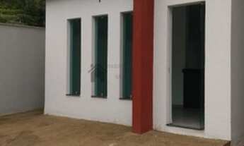 Imagem 7: LINDA CASA GEMINADA EM MEIO LOTE NA MELHOR LOCALIZACAO DO BAIRRO CENTRAL