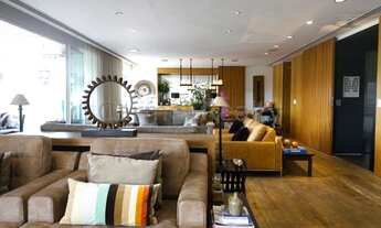 Imagem 4: Apartamento com 3 Quartos à Venda, 255 m² por R$ 5.800.000