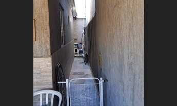 Imagem 2: Casa 03 quartos - 01 suíte, sala, cozinha - Excelente localização