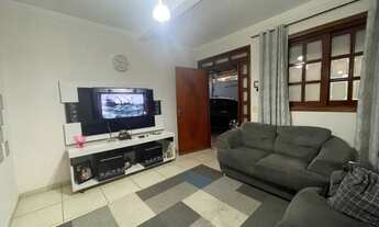 Imagem 2: Casa para venda com 126 metros quadrados com 3 quartos