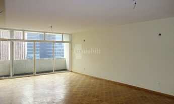 Imagem: Próximo ao metro, excelente localização