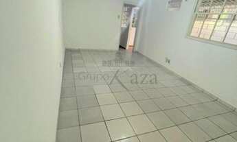 Imagem 3: Casa Térrea Comercial e Residencial a Venda - Vila Betânia - 2 Quartos - Ótima localização