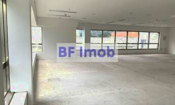 Imagem 2: Conjunto em vão livre . Edifício com auditório e concedemos carência!!