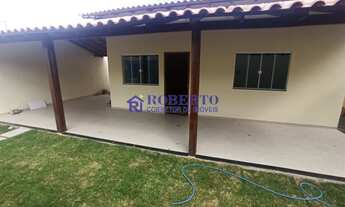 Imagem 2: Casa recém construída em Nova Almeida