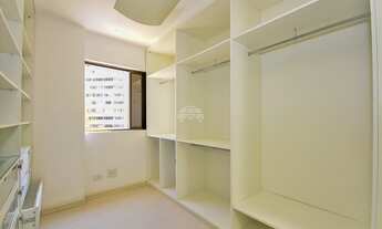 Imagem 2: Apartamento para venda possui 124 metros quadrados com 2 quartos em Bigorrilho - Curitiba