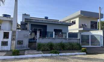 Imagem 1: Excelente casa semi mobiliada em Ratones com 03 quartos sendo 01 suite