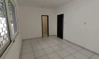 Imagem 10: CASA NO BAIRRO SACRAMENTA