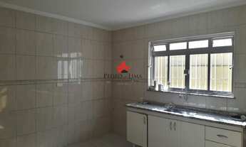 Imagem 3: Casa térrea com 3 vagas e corredor lateral na Penha