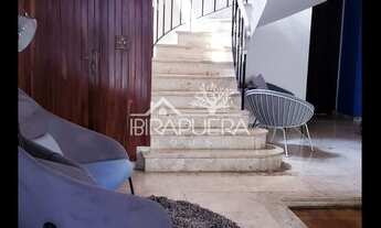 Imagem: Casa ensolarada com 300m² com quintal