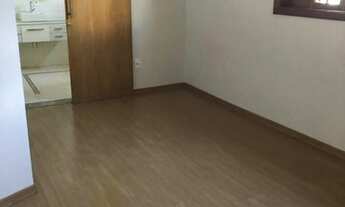 Imagem 4: Sobrado para Venda em Leme, Vila Bom Jesus, 4 dormitórios, 1 suíte, 3 banheiros, 4 vagas