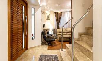 Imagem 3: Sobrado novo de alto padrão, com nobre acabamento. Sustentável com energia solar, excelent