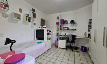 Imagem 2: A venda apartamento com 2 vagas de garagem, 4 suítes e 240m² em Casa Amarela!