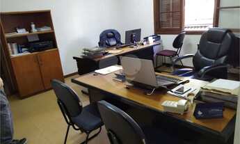 Imagem: Sobrado para venda tem 220 metros quadrados