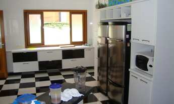 Imagem 7: Casa de condomínio para venda possui 473 metros quadrados com 4 quartos