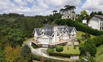 Imagem 4: Maravilhosa Casa à Venda em Condomínio Fechado na Região do Alto do Capivari - Campos do J